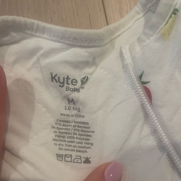 Kyte baby Strawberry Print Baby Sleep Sack - Picture 3 of 3